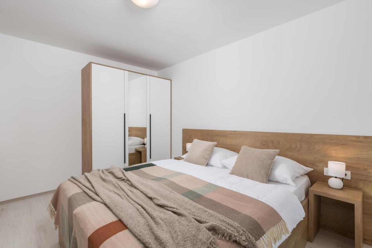 קראליביצה Holiday Homes Ostro מראה חיצוני תמונה
