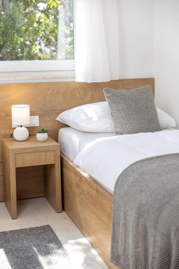 קראליביצה Holiday Homes Ostro מראה חיצוני תמונה